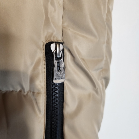 Men's Tan Puffer Vest XL Xin YangNi. Warm And Cozy - Picture 8 of 8